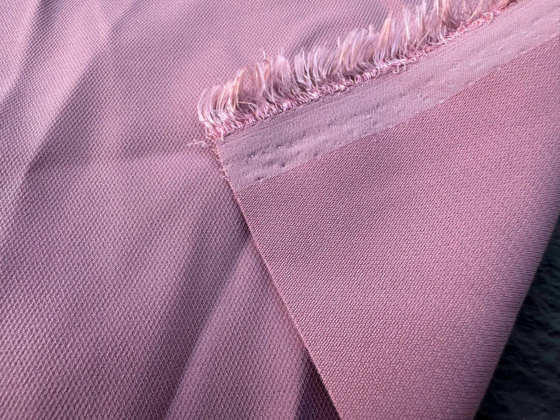 Rose Fine-Twill Stretch Suiting detail 2