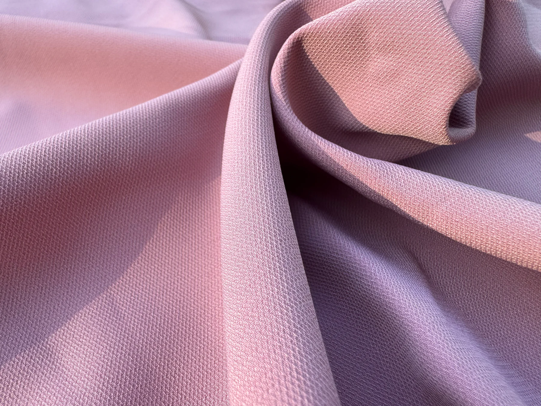 Rose Fine-Twill Stretch Suiting