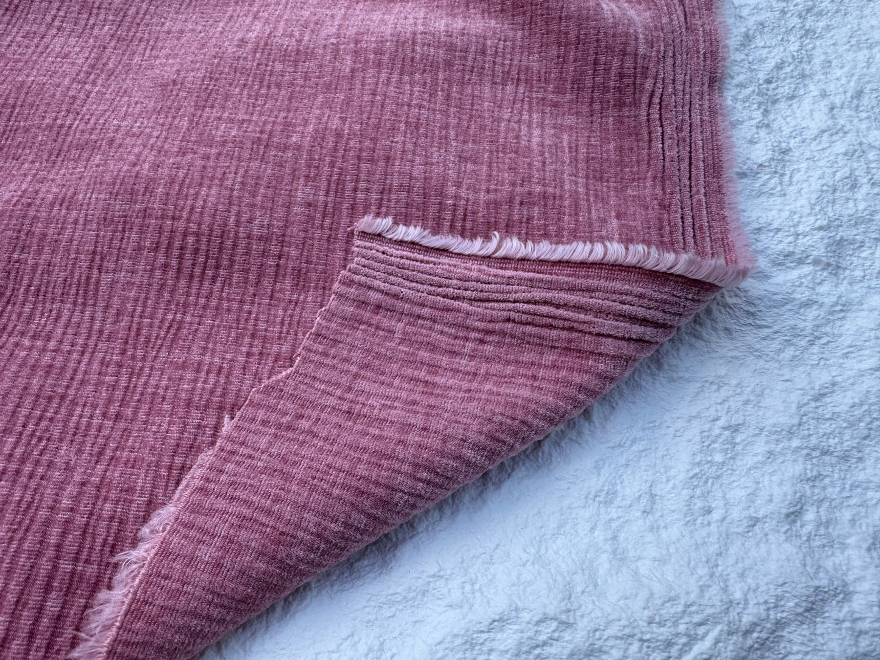 Rose Crinkle Stretch Jacquard detail 2