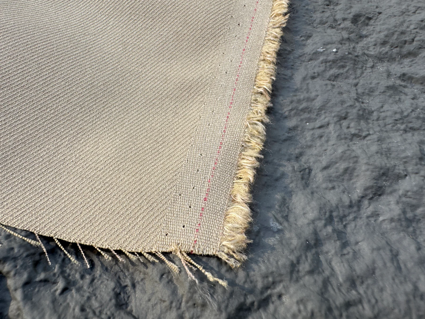 Natural Ribbed Stretch T/R detail 2